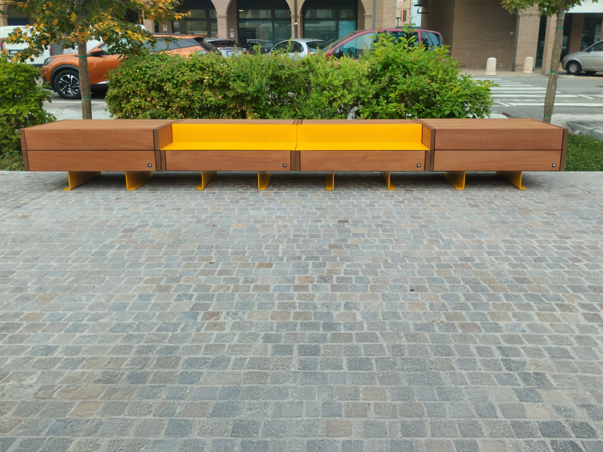 Linea Noi piazza Braglia - Montale - foto installazione n.6