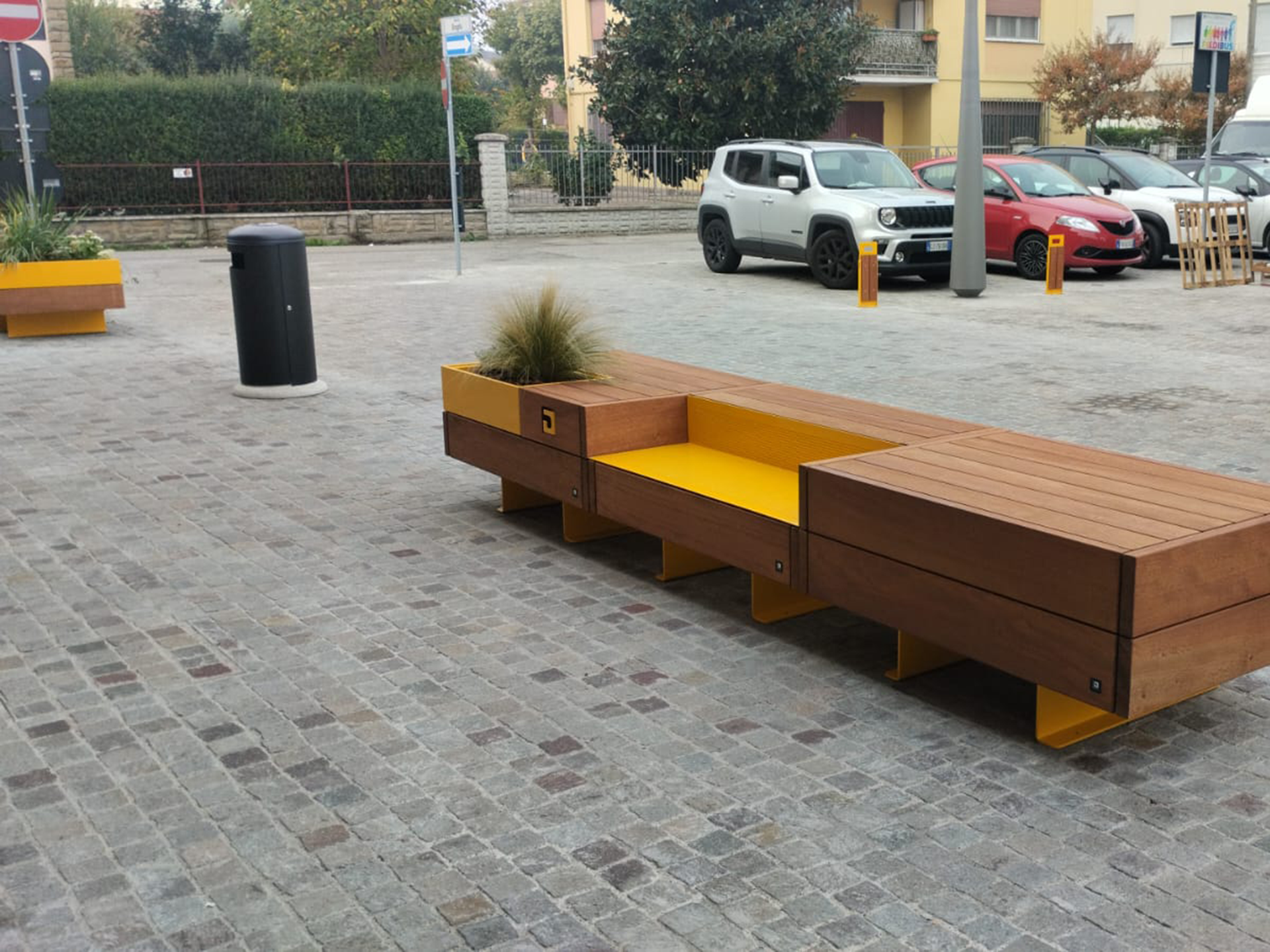 Linea Noi piazza Braglia - Montale - foto installazione n.7