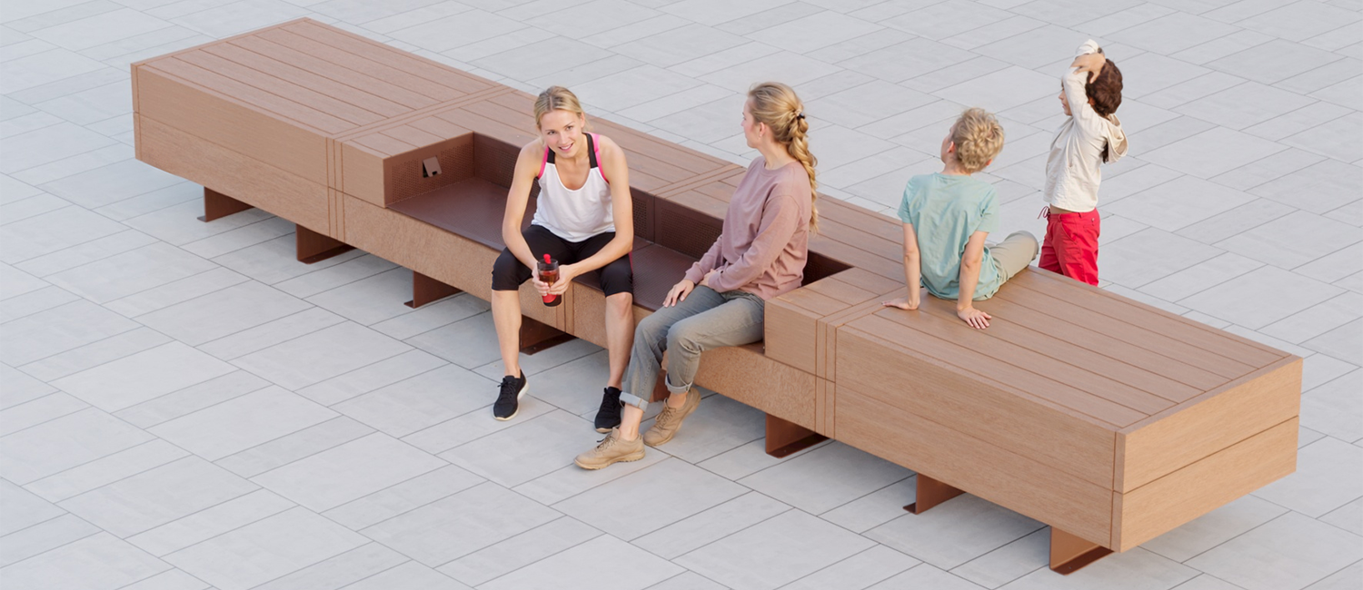 Noi bench with USB charger vista 3