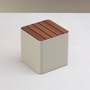 Cubik seat with wood planks